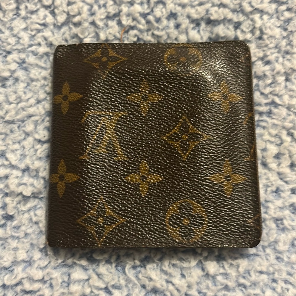 Louis Vuitton Multiple Wallet